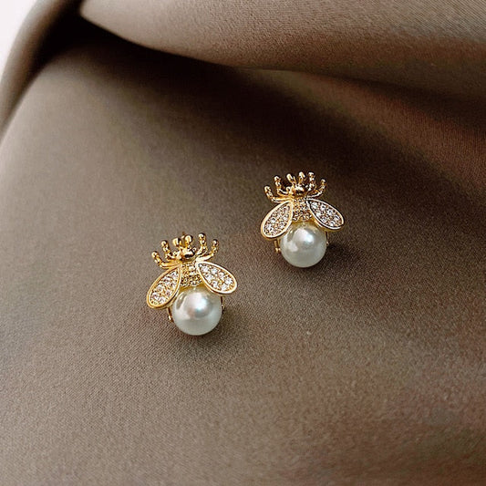 Fly To Your Heart Stud Earrings