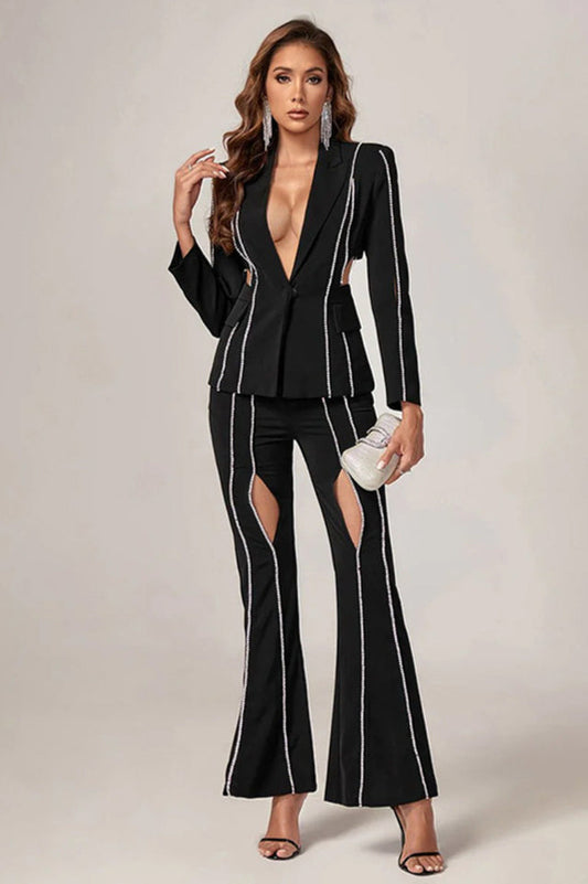 Cut-Out Diamonds Decorated Set