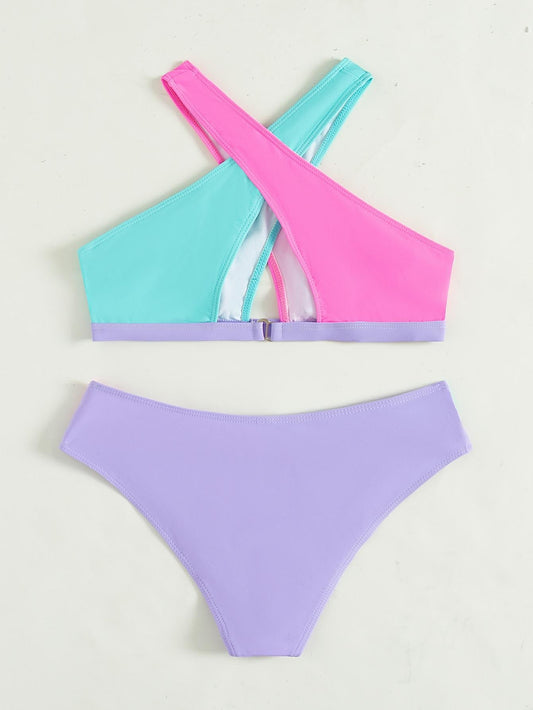 Bold High-Waist Bikini – Crisscross Style