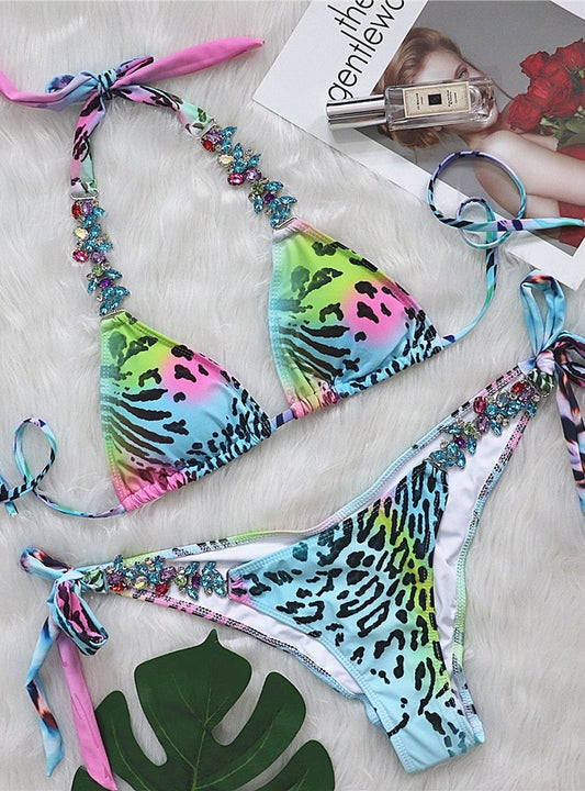 Elegant Triangle Bikini – Sun-Kissed