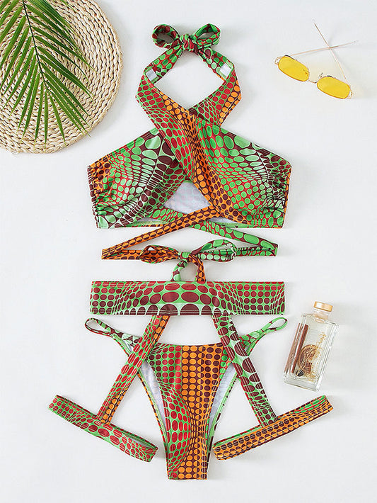 Bold Triangle Bikini – Vintage Chic