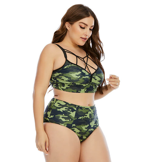 Bold Triangle Bikini – Vintage Chic