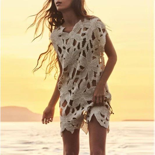 Diamond Holes Resort Wear