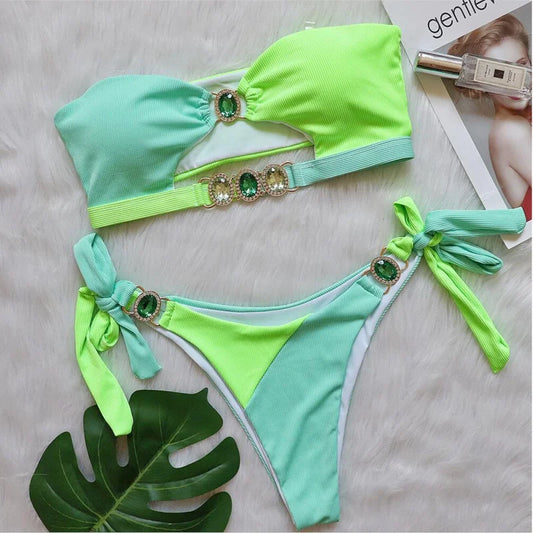 Chic Swimsuit – Sun-Kissed