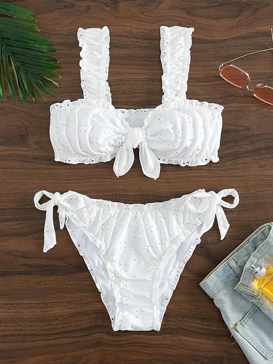 Chic Cut-Out Bikini – Vintage Chic