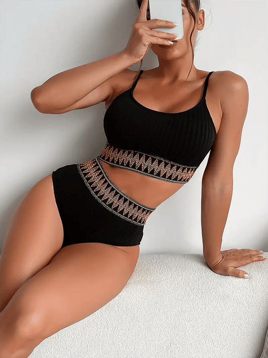 Refined Triangle Bikini – Crisscross Style