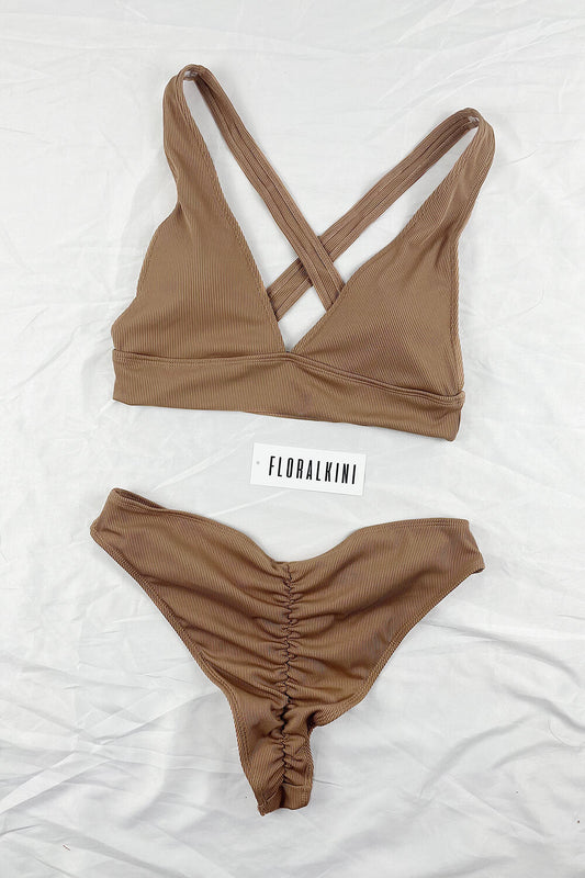 Elegant Cut-Out Bikini – Floral Dream