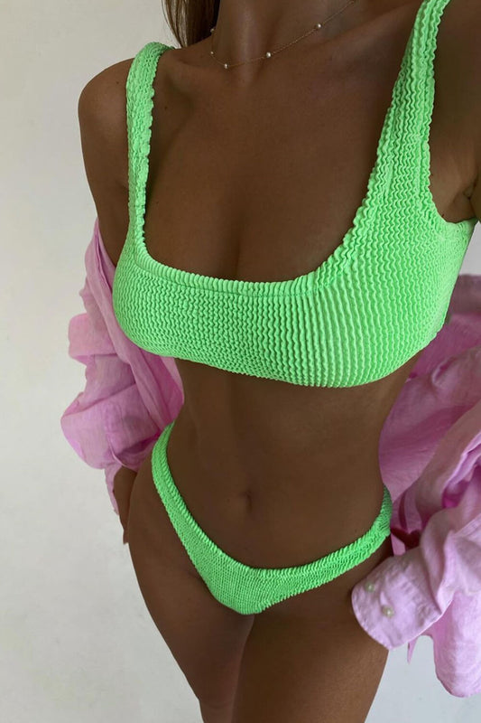 Chic Triangle Bikini – Tropical Bloom
