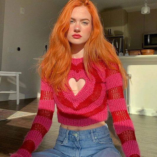 Unique Heart Cut Out Crew Neck Long Sleeve Rib Knit Cropped Sweater - Red